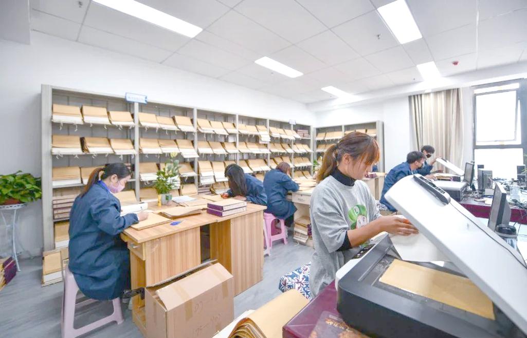 档案服务外包与经费保障 政策依据及承接规范探析
